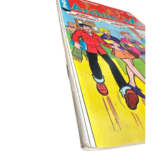 Archie Comics Archie And Me Comic No #80 January 1976 Issue Bagged Boarded - Picture 2 of 6